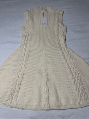 Stitch & Feather Cream Cable-Knit Sleeveless Mini Dress